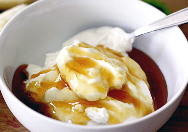 Creamy fresh yogurt with honey 